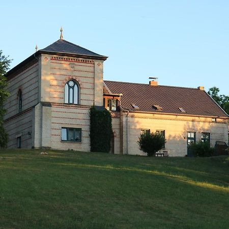 „Rentmeisterhaus Basedow“ Basedow (Mecklenburg-Vorpommern) Exterior foto