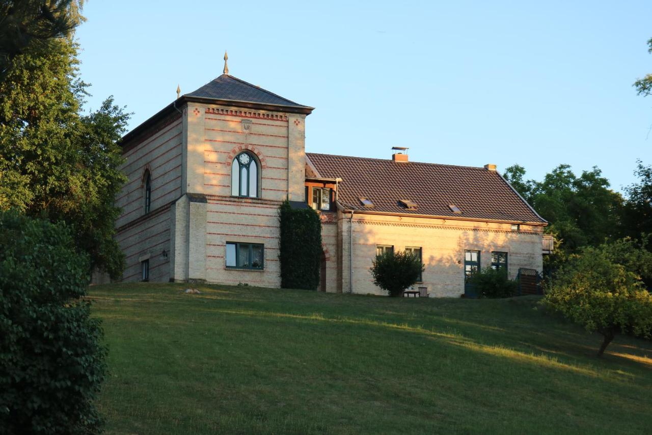 „Rentmeisterhaus Basedow“ Basedow (Mecklenburg-Vorpommern) Exterior foto